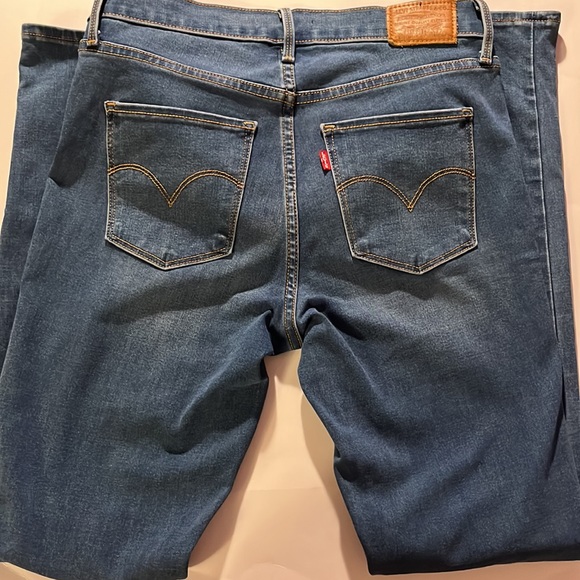 Levi’s 311 shaping skinny jeans - Picture 3 of 5